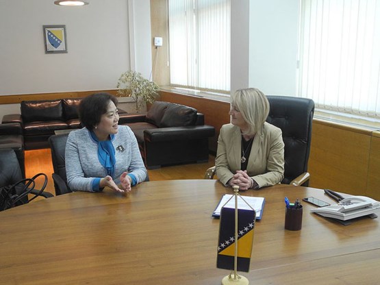 Predsjedavajuća Predstavničkog doma Parlamentarne skupštine BiH Borjana Krišto primila u nastupnu posjetu ambasadoricu Kine u BiH